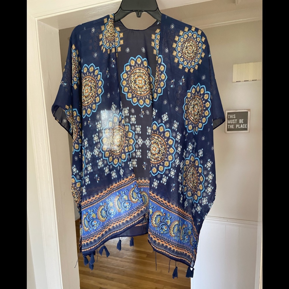 Sheer Kimono Style Shawl Medium / Large
